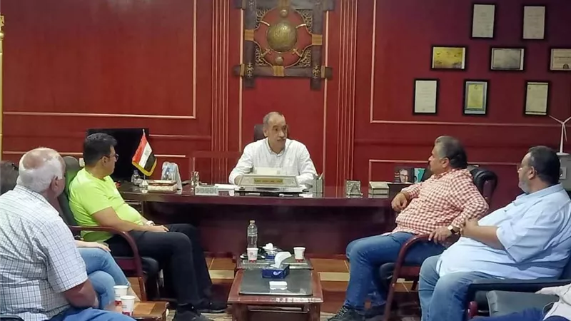 حماة الوطن بالبحرالأحمر يجتمع مع رئيس مدينة رأس غارب