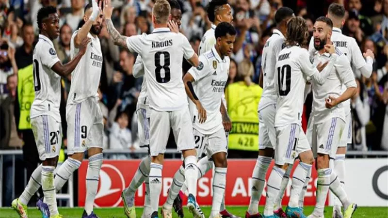 بعد بنزيما.. ريال مدريد يودع لاعبين آخرين