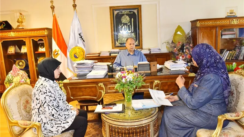 محافظ أسيوط يوجه بسرعة التعامل مع شكاوى المواطنين وايجاد حلول