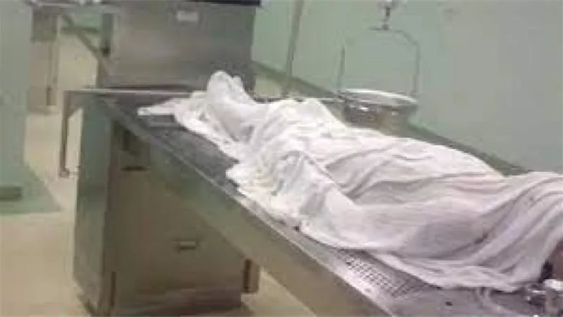 سائق يهشم رأس شقيقته بـ