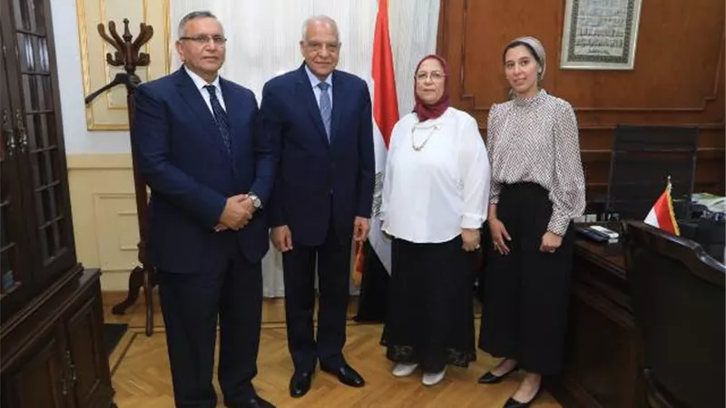محافظ الجيزة: قبول تبرع بقطعة ارض ٢٢٠٨م لبناء مدرسة ثانوي