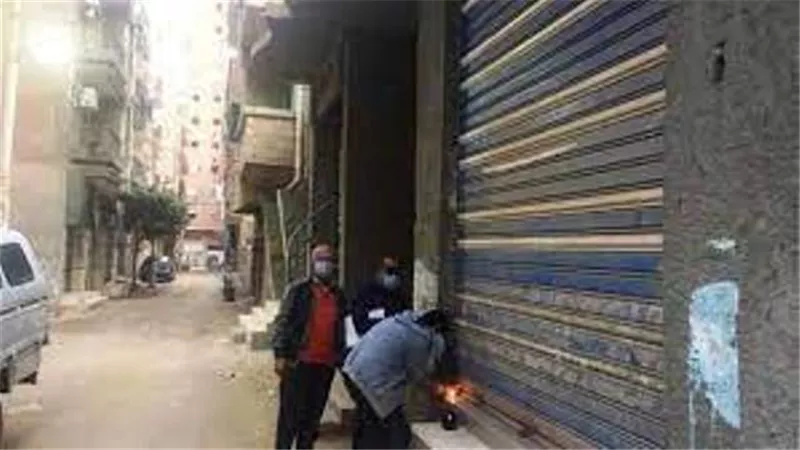 تحرير 236 مخالفة للمحلات لعدم التزامهم بقرار الغلق