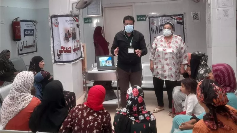علاج 1105 مريضا في قافلة لمبادرة 