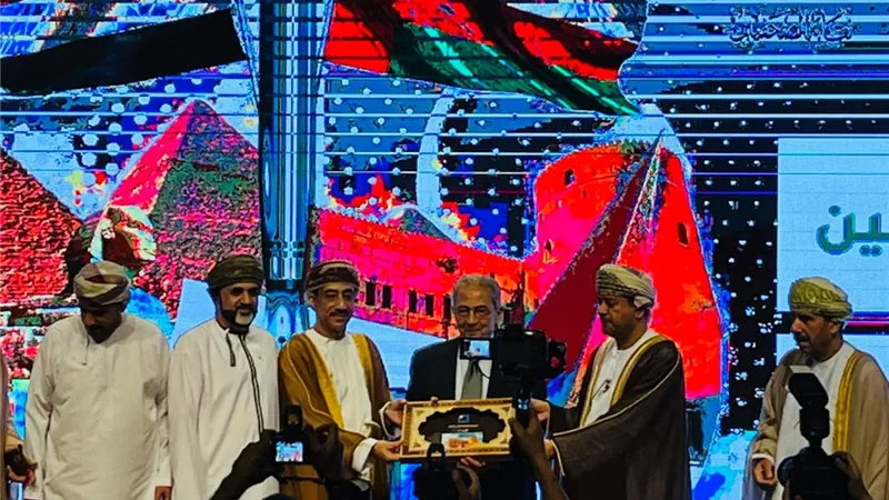 عمرو موسي: عُمان دائمًا تعمل على تضيق الفجوات بين الدول العربية