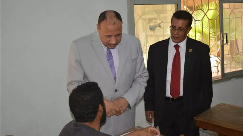 نائب رئيس جامعةالأزهر في لجان امتحانات كليتي الشرعيةواللغةالعربية