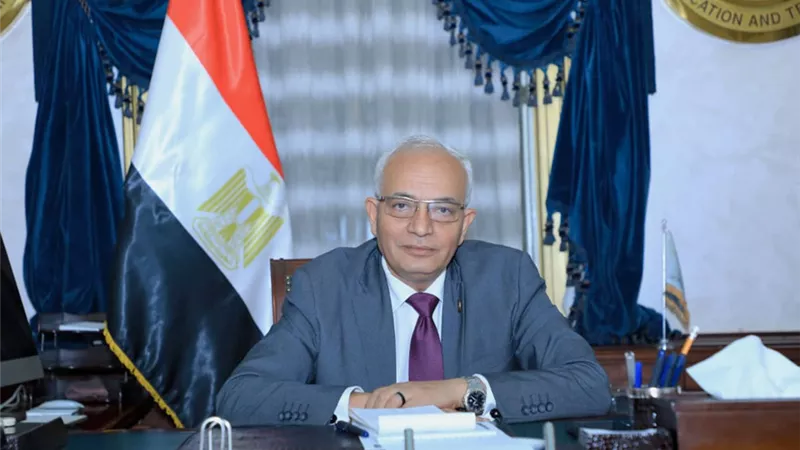«على حسب درجتك.. أحسب مكافأتك».. التعليم تعلن صرف حافز إثابة للمشاركين بامتحانات الدبلومات الفنية
