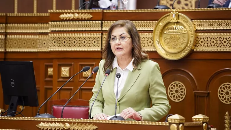 وزيرة التخطيط: الاقتراض لن يكون إلا في أوقات الضرورة