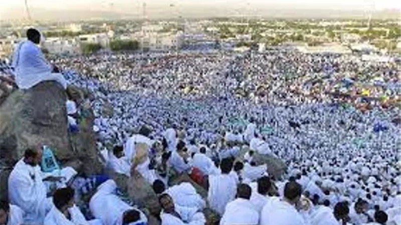 القومي للبحوث الفلكية يعلن موعد وقفة عرفات وأول أيام عيد الأضحى