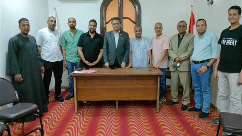 مستقبل وطن بقنا ...زراعة 20 ألف شجرة مثمرة بمختلف مراكز المحافظة
