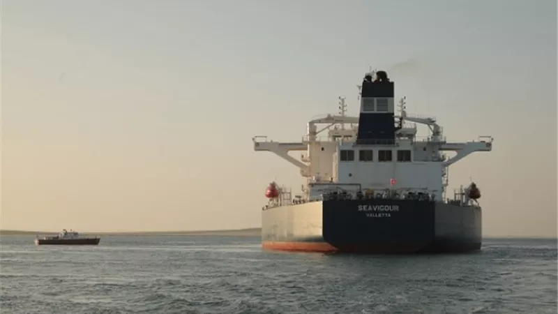 ربيع: ناقلة البترول SEAVIGOUR عبرت القناة بعد إصلاحها
