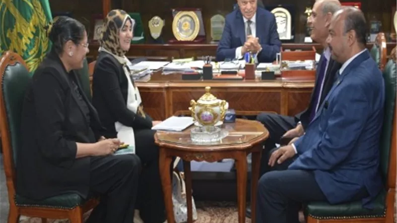 محافظ القليوبية:حل مشاكل المواطنين يأتي على رأس أولوياتنا