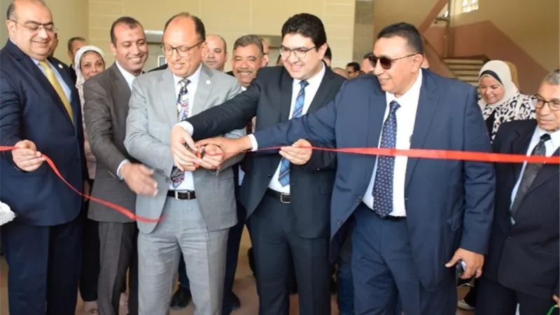 تفاصيل افتتاح جامعة حلوان تطوير بمبنى الكهرباء فى الهندسة.. صور