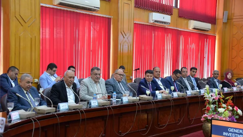 لجنة الصناعة بمجلس النواب تزور الإسماعيلية