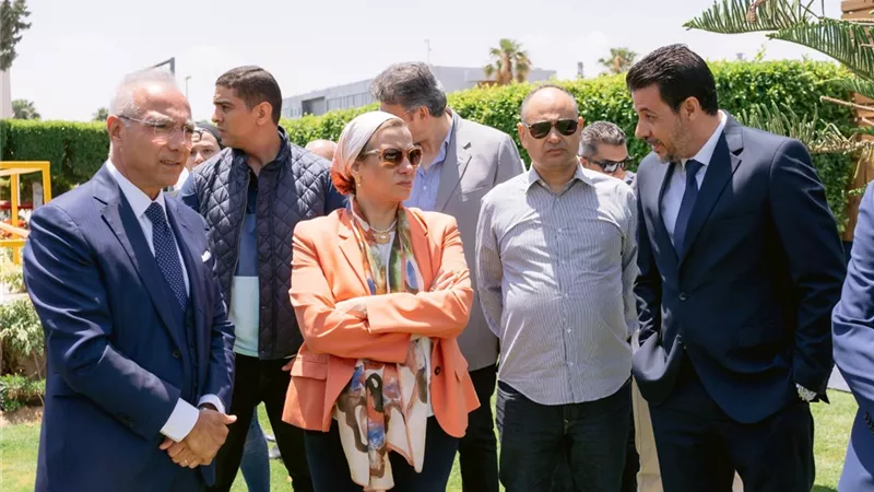 بحضور وزيرة البيئة 