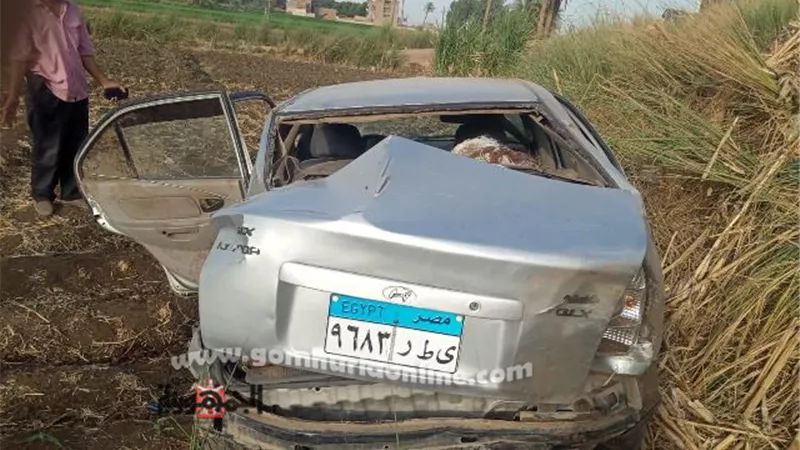 مصرع سيدة واصابة اثنين آخرين في حادث انقلاب سيارة بأسيوط