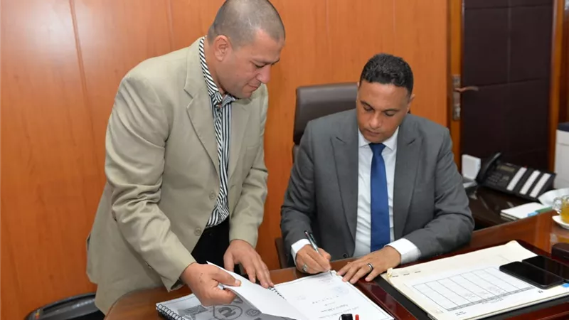 التوسع في فتح فصول محو الامية بالدقهلية