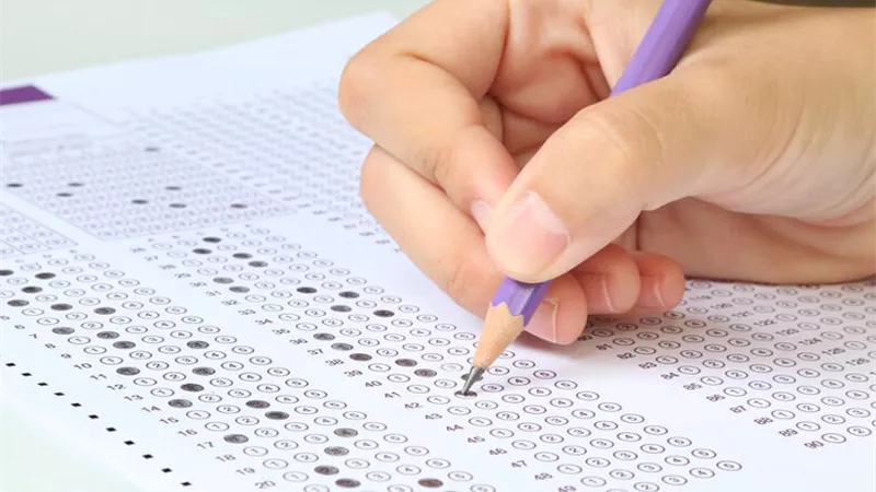 12 نصيحة لطلاب الثانوية العامة عند الإجابة في كراسة 