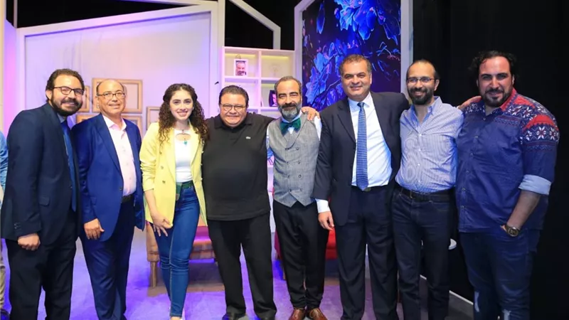 خالد جلال يفتتح العرض المسرحى 