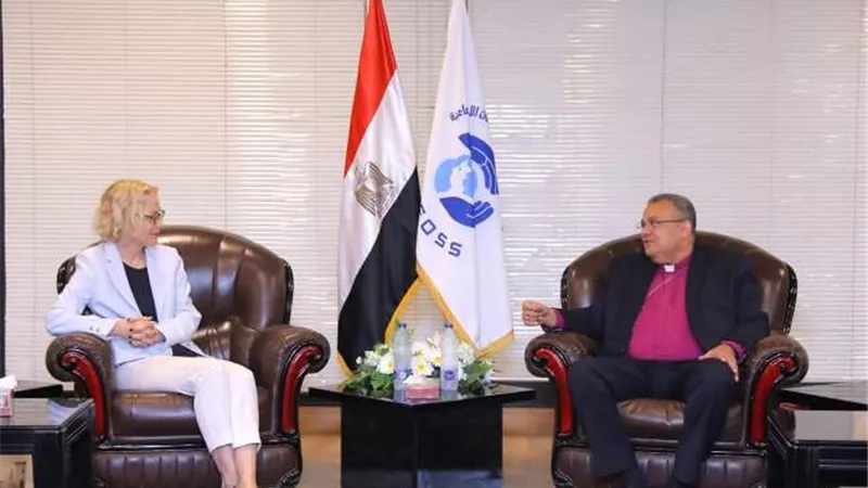 القس أندريه زكي يستقبل سفيرة إستونيا بالقاهرة إنجريد امر