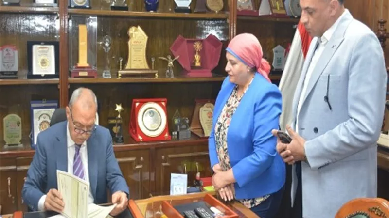 محافظ القليوبية يعتمد نتيجة 