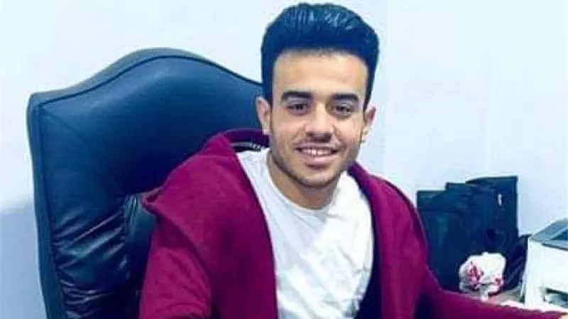المصمم جرافيك المصري احمد محمد على يروّج للسياحة في مصر على طريقته الخاصة