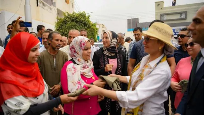 فؤاد:وزارة البيئة دعمت مركز طما بعدد٢١ الف شجرة و١٨حاوية للمخلفات