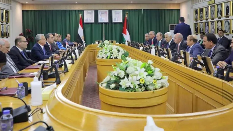 جبالي يشيد بالتنسيق 