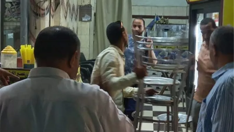 تحرير 43 محضراً خلال حملة لإزالة الاشغالات بشوارع ملوى بالمنيا