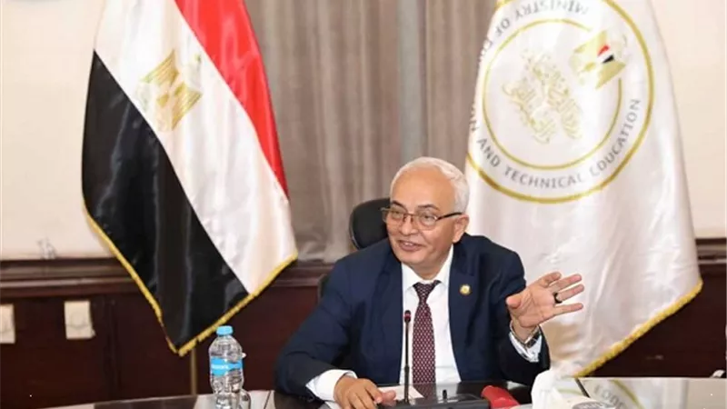 تدريب 568 معلما علي التصحيح الإلكتروني للأسئلة المقالية للثانوية العامة
