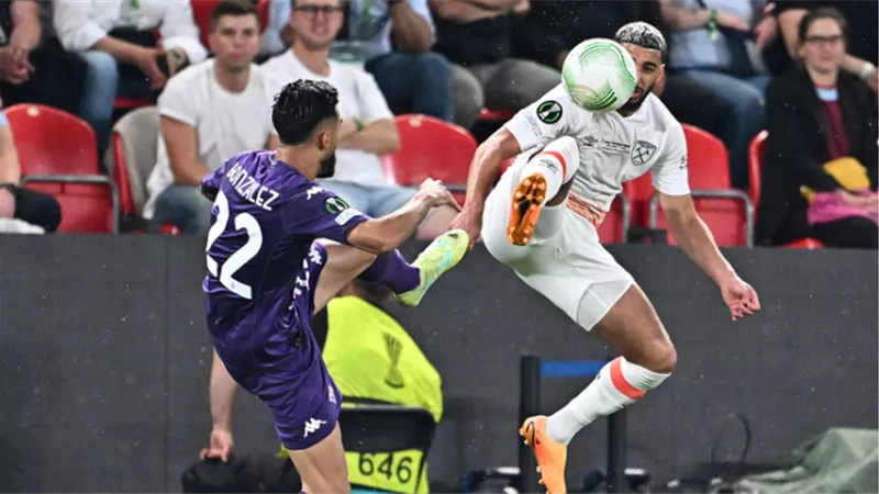بن رحمة يشارك محمد صلاح ورابح ماجر إنجازا تاريخيا ..فيديو