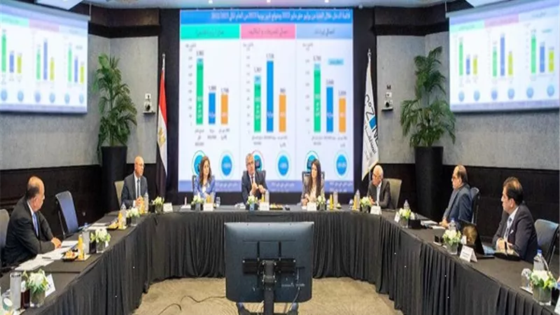 مجلس إدارة اقتصادية قناة السويس يعتمد مشروعات جديدة