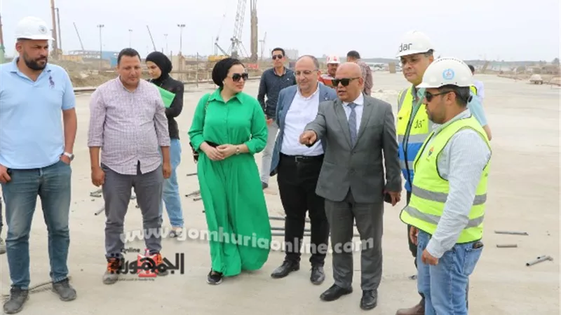 النائبة رحاب موسى تشيد بالمشروعات الكبرى بميناء دمياط