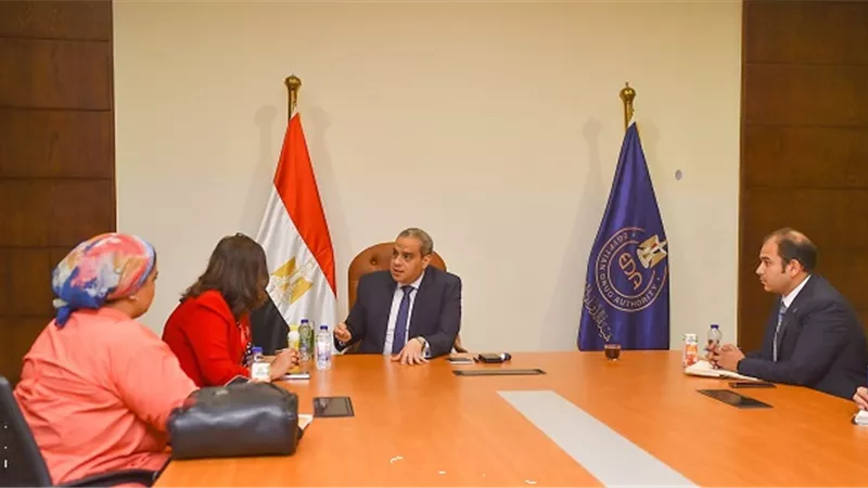 رئيس هيئة الدواء يلتقي الرئيس التنفيذي للهيئة الوطنية بالبحرين