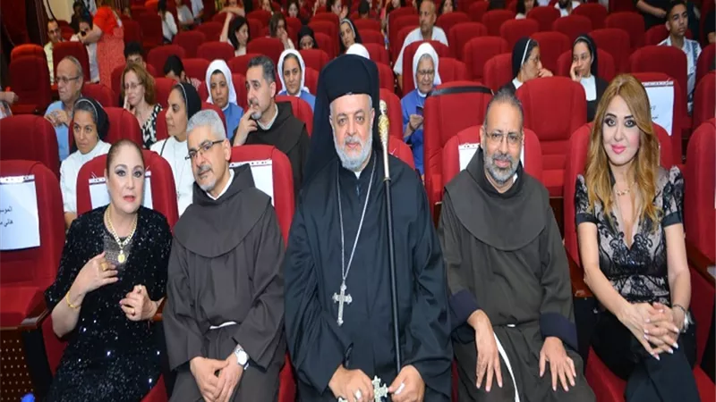 شيرين ومادلين طبر يحضران مهرجان 