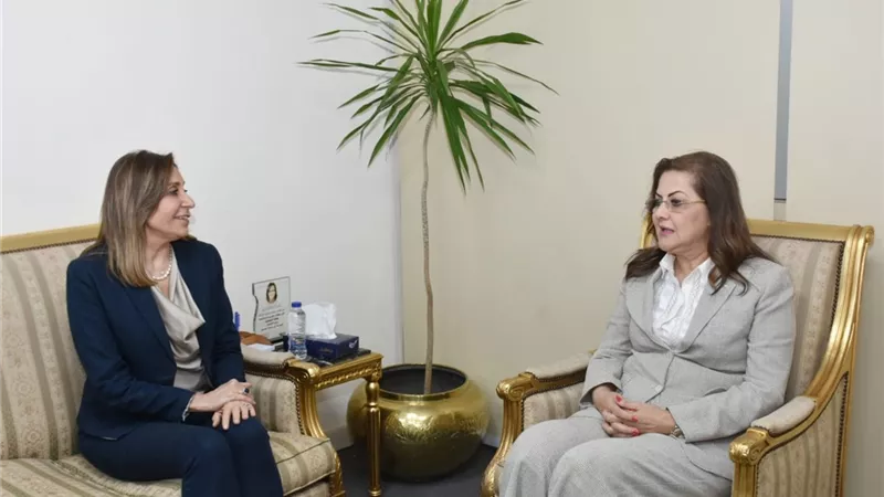 نيفين الكيلاني:نتعاون مع البنك المركزي لتقديم قروض ميسرة لمشروعات