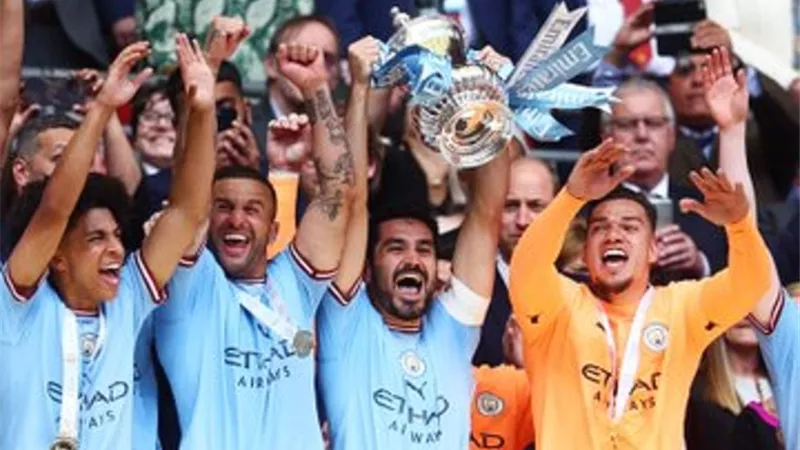 مانشستر سيتى يواجه إشبيلية فى كأس السوبر الأوروبى 16 أغسطس