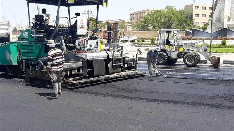 بدء رصف الطريق الدائرى وميدان الابنودي بالاسماعيلية