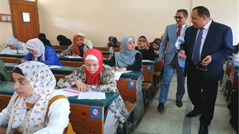 تربية المنيا: الهدوء يسود الأسبوع الثاني لامتحانات نهاية العام