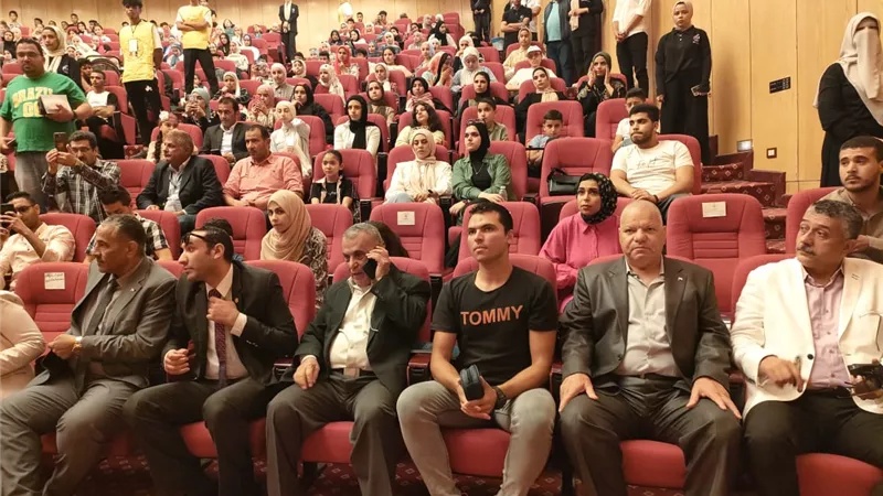 محافظ شمال سيناء يؤكد على أهمية توعية الشباب والنشء