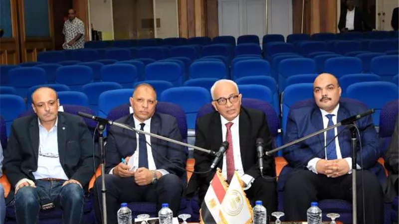 منع الغش وعدم التجاوز.. تعليمات من وزير التعليم بشأن امتحانات الثانوية العامة