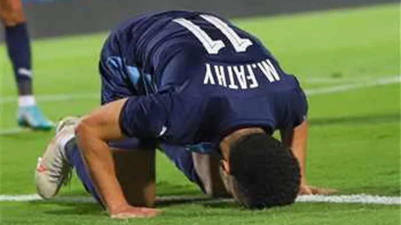 بيراميدز يرغب فى شراء نجم الزمالك بشكل نهائي