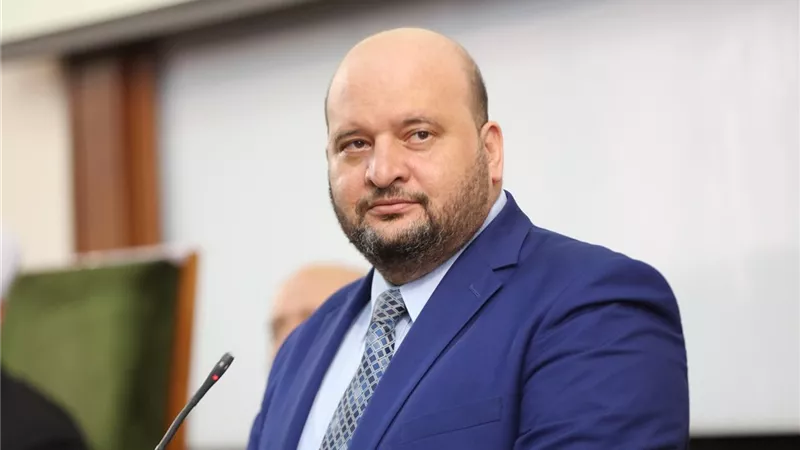 المفتي يشارك في قمة بناء الجسور بين الشرق والغرب بنيويورك
