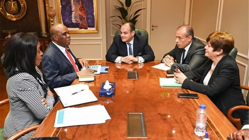 وزير الصناعة يبحث ترتيبات استضافة القاهرة لمعرض التجارة البينية