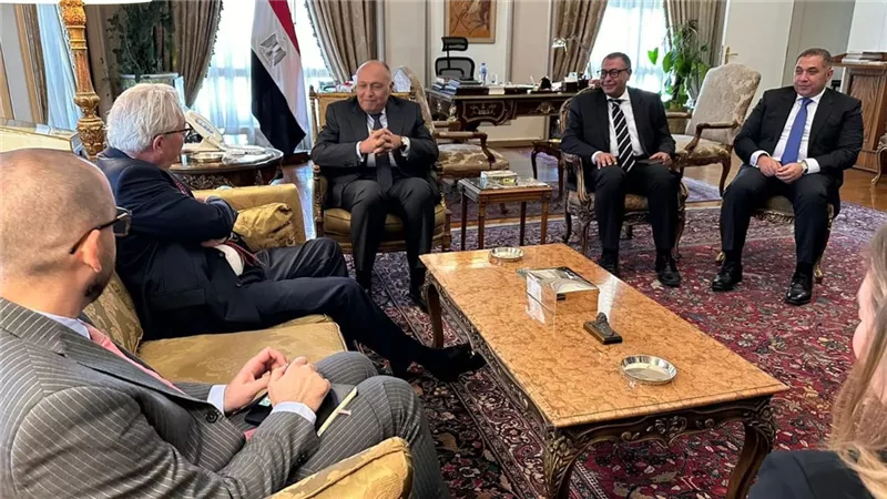 وزير الخارجية يستقبل المنسق الأممي الخاص لعملية السلام في الشرق الأوسط