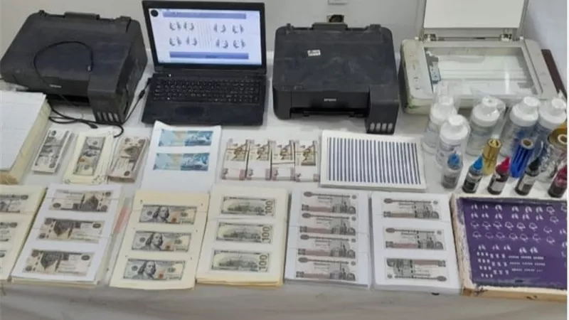 ضبط عصابة تقليد العملات المحلية والأجنبية وترويجها في القاهرة
