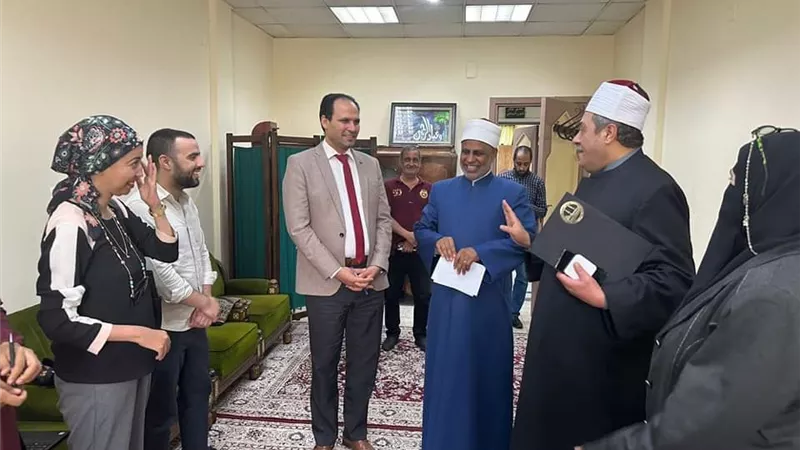 المعاهد الأزهريه والثقافي البريطاني ينتهيان من مشروع TEA