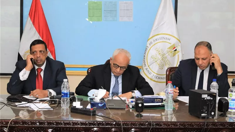 حجازي: إحالة جميع حالات الغش الإلكتروني بالثانوية للنيابة العامة
