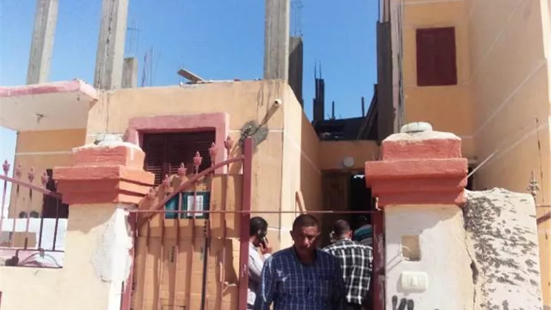 جهاز سوهاج الجديد يضرب بيد من حديد على المخالفين فى المدينة.. صور