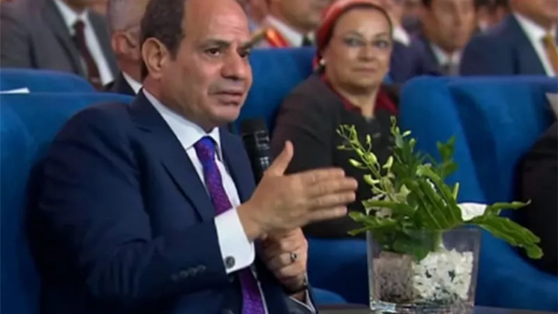 الرئيس السيسي: ما يتم تنفيذه من مشروعات ضخمة يحتاج عقودا طويلة لتنفيذه