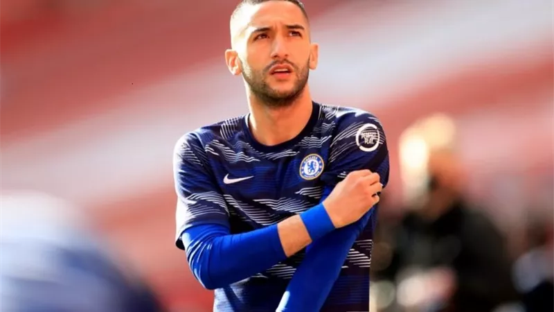 لمزاملة رونالدو .. حكيم زياش على أبواب النصر السعودي